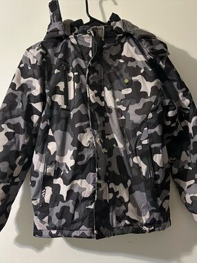 Gemsye Camo Gray Black Coat Removable Hood Boys 10/12 Large Size